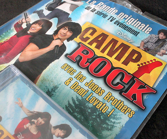 camp rock graphisme com1vision disney affiche cd niort paris